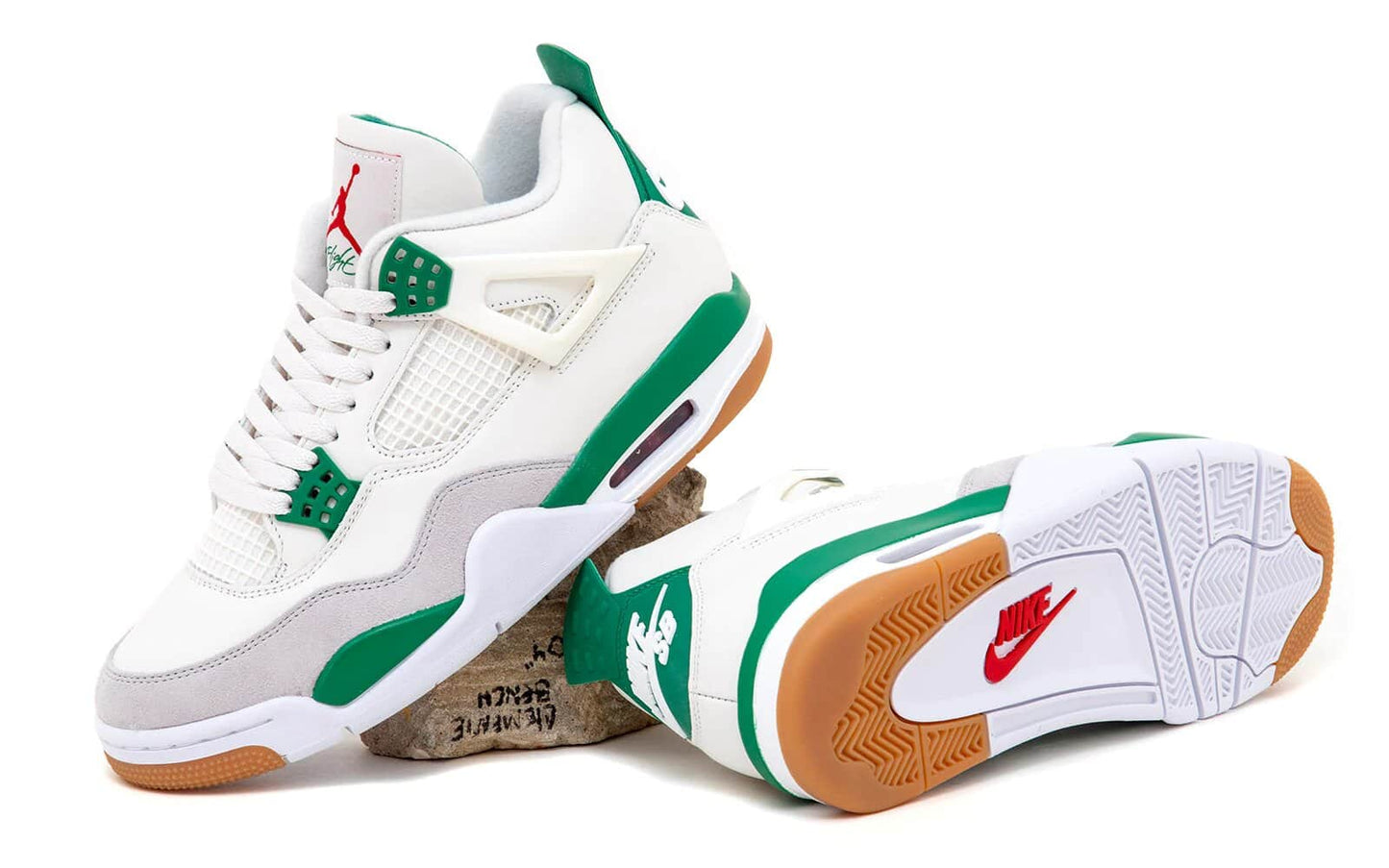 Air Jordan 4 Retro SB Pine Green